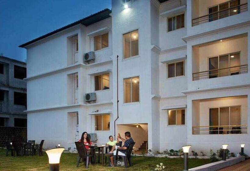 ホテル Dacha Arambol