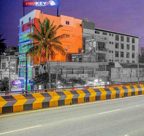 فندق Redkey Inn Bangalore Airport