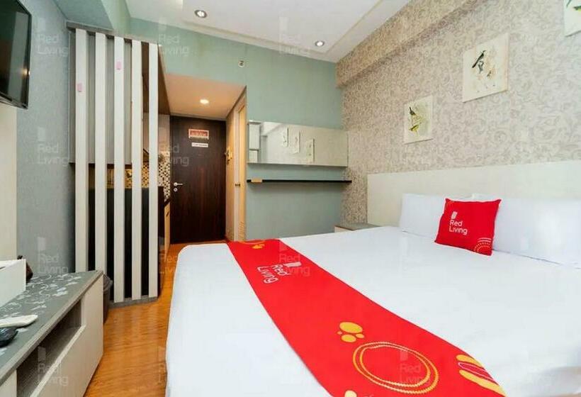 ホテル Redliving Apartemen Serpong Green View   Sheena Property Tower B