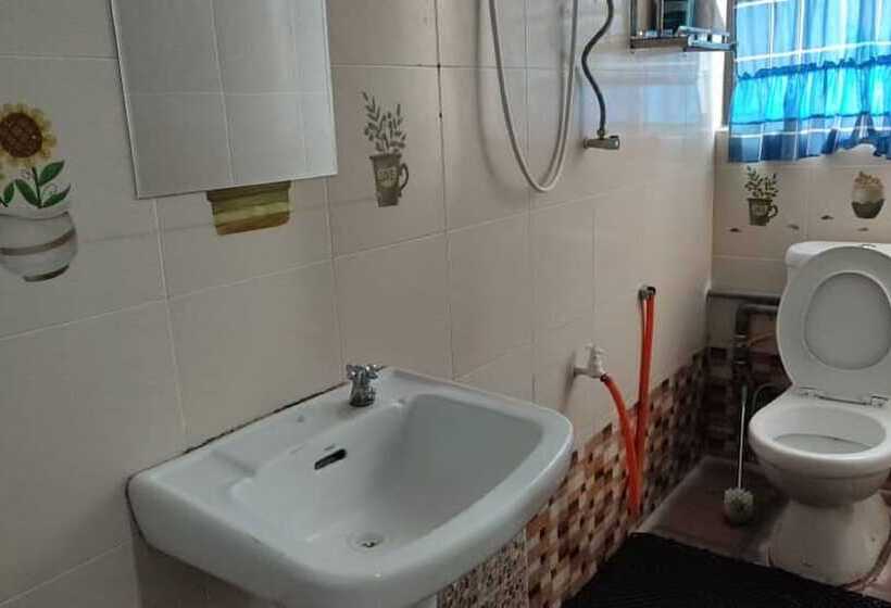 בית מלון כפרי Spot On 90439 Lh Home