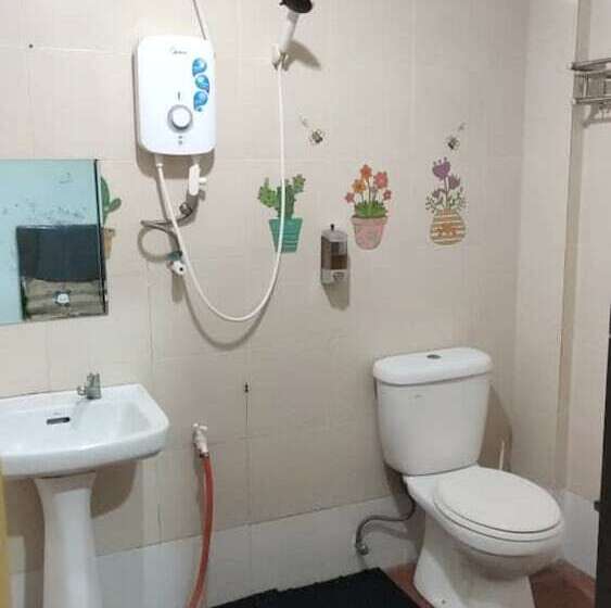 בית מלון כפרי Spot On 90439 Lh Home