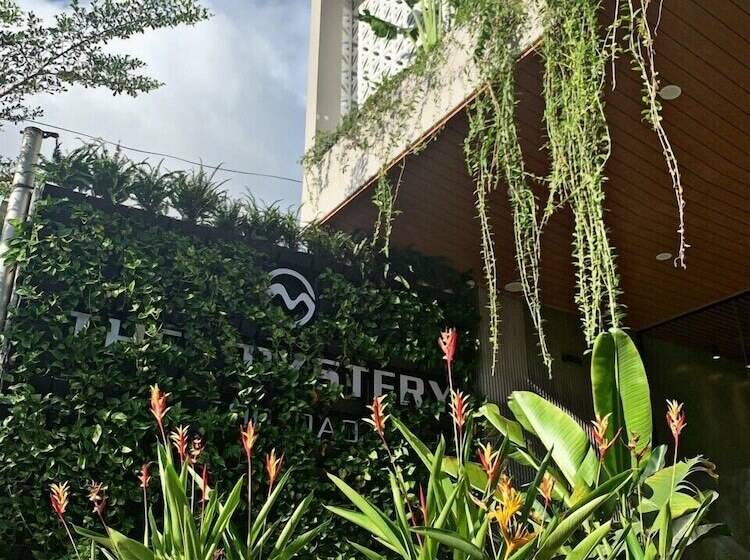 هتل The Mystery Con Dao