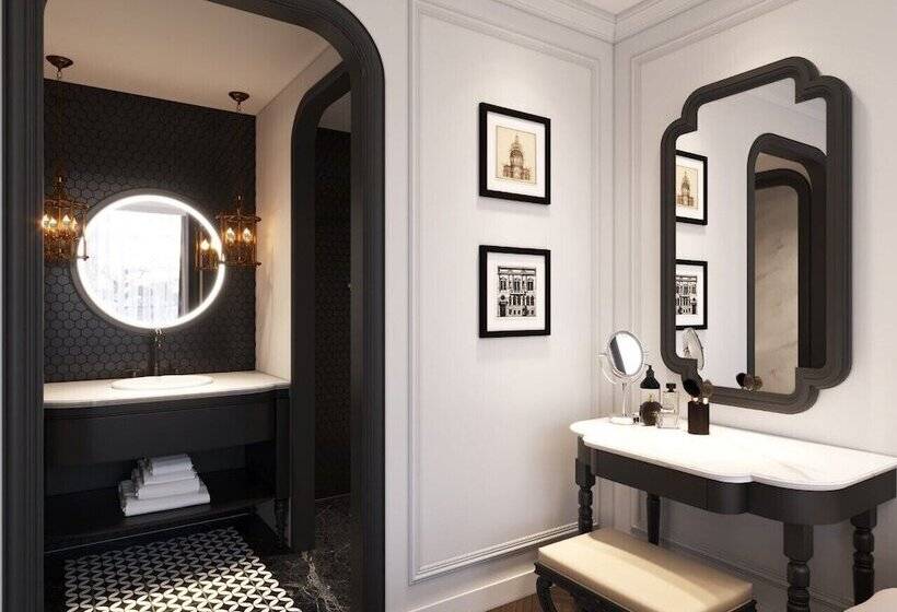 هتل The Mystery Con Dao