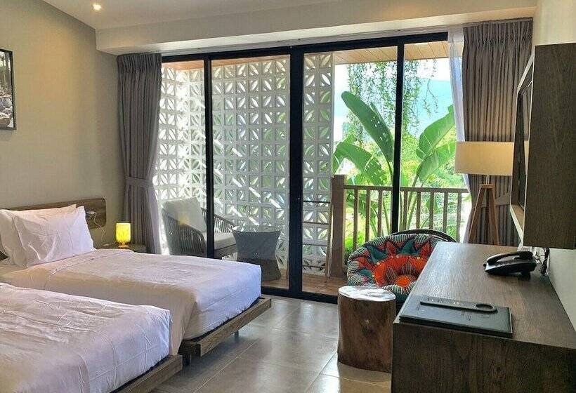 هتل The Mystery Con Dao