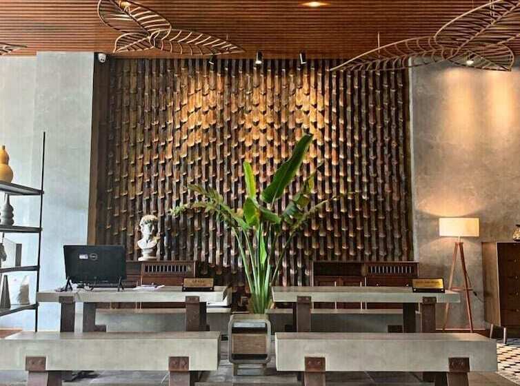 هتل The Mystery Con Dao