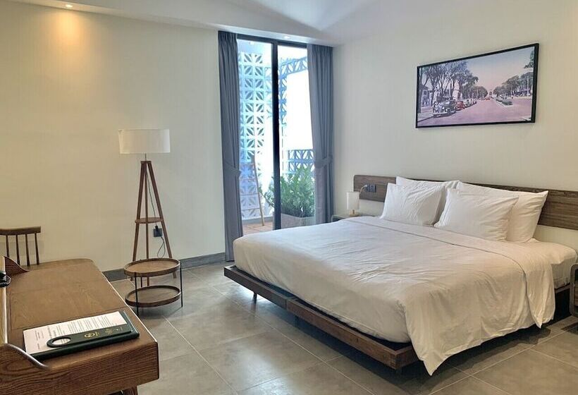 هتل The Mystery Con Dao