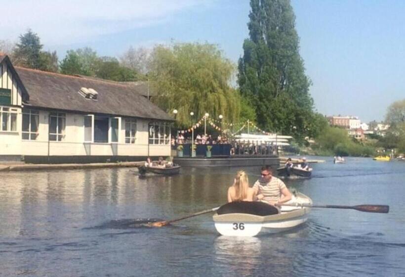 In The Heart Of Chester, Historical & Stylish