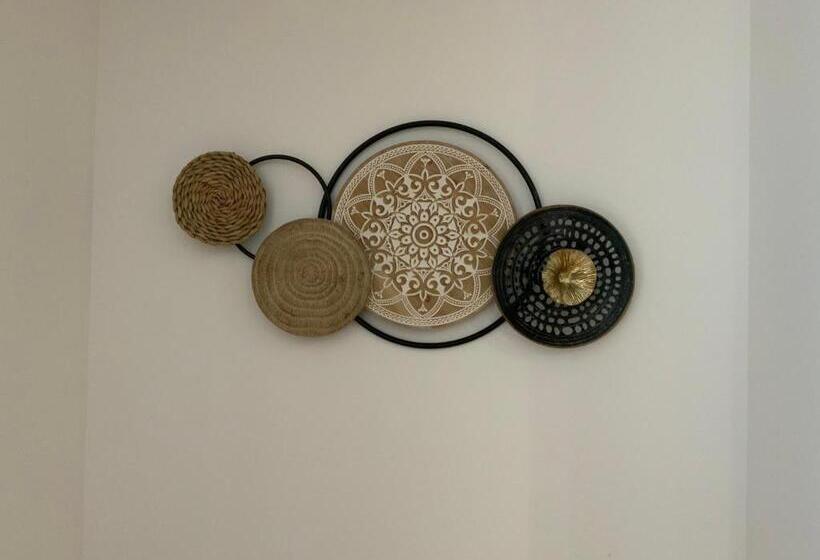 La Pte Maison 3 Place Elie Lacoste