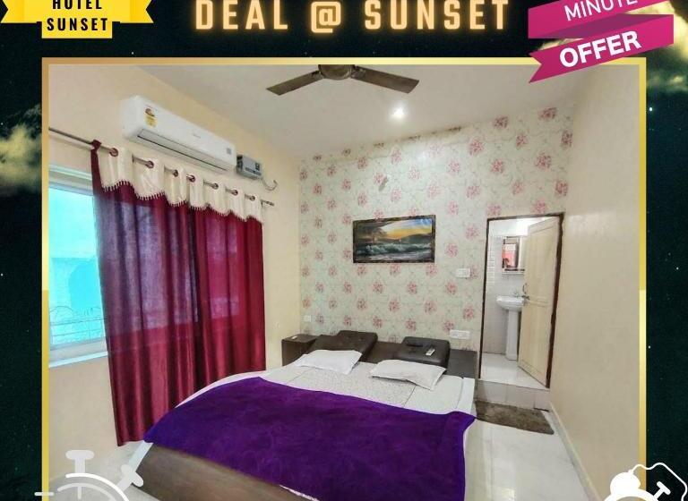 Last Minute Deal @ Hotel Sunset