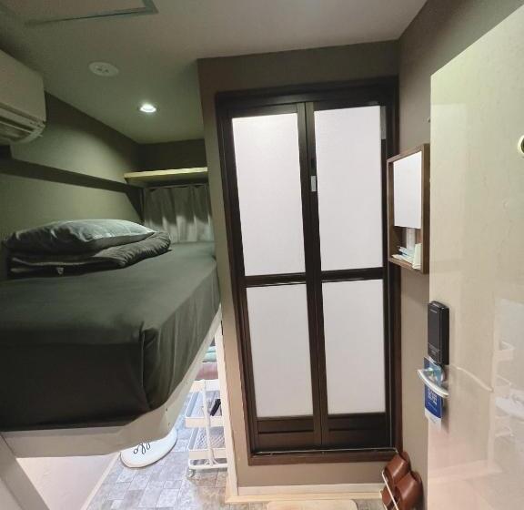 誠家 makoto Hostel