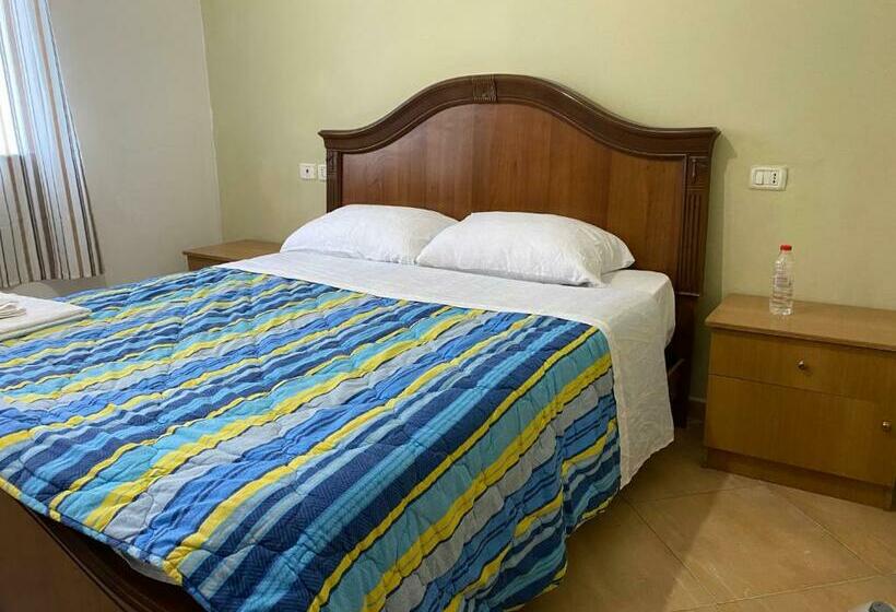 ペンション Home Sweet Home 2   Guest House