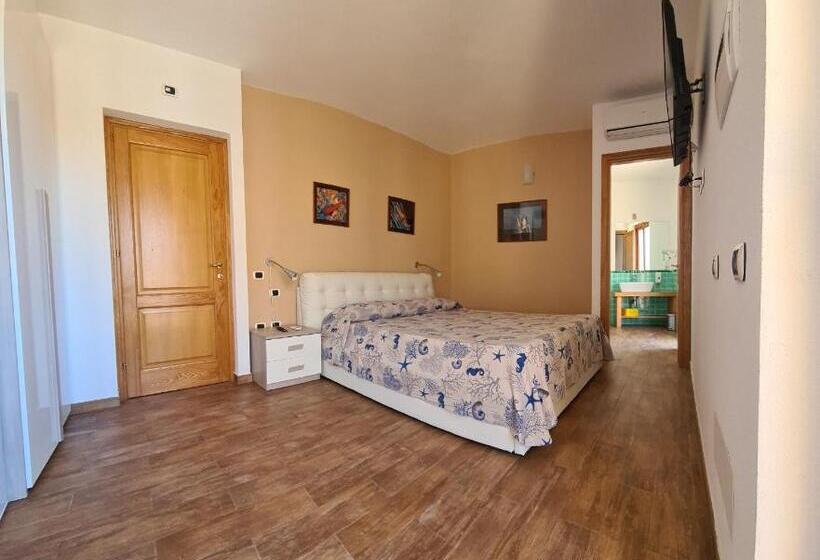 پانسیون Rena Bianca Suite By La Contessa