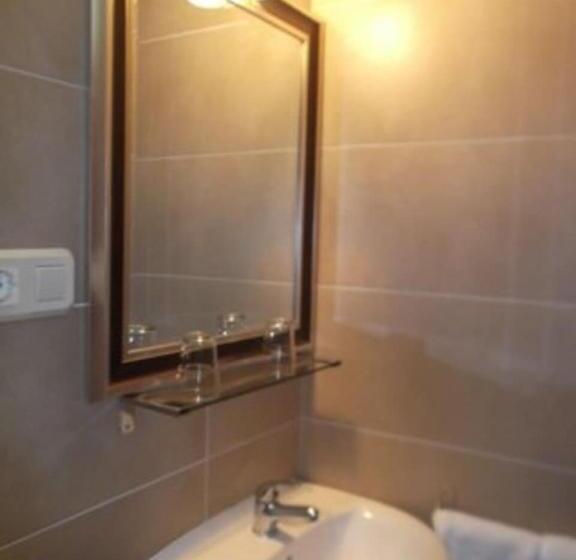 ユースホステル Sant Jordi Cami De Ronda