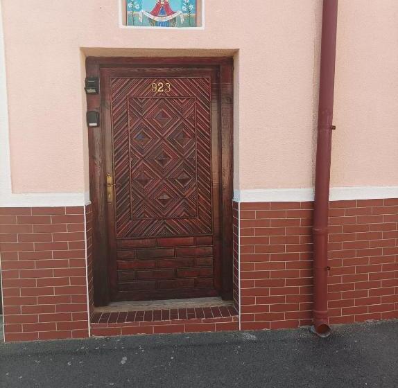 Apartament Panoramic La Casa In Comuna Rasinari