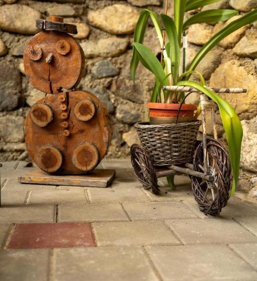 Apartament Panoramic La Casa In Comuna Rasinari