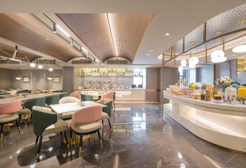 Atour Hotel Nanjing Olympics Sports Center Cbd