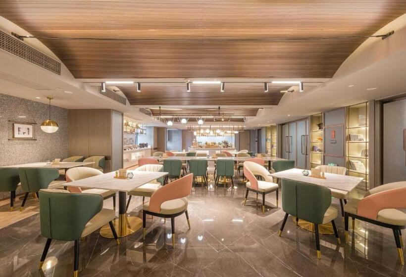 Atour Hotel Nanjing Olympics Sports Center Cbd