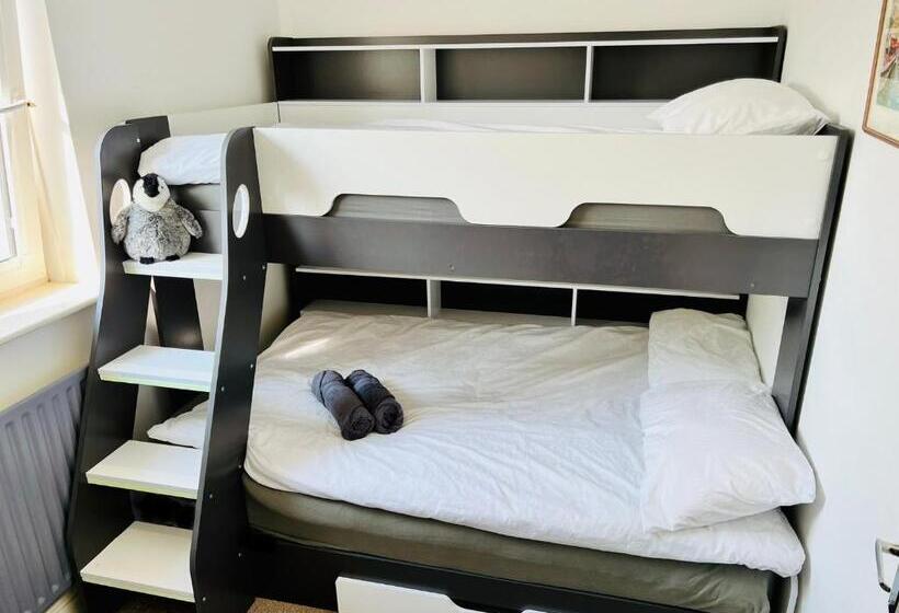 Beautiful Beach Front Cottage