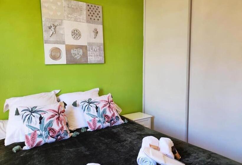 Bella Vista Yourhosthelper