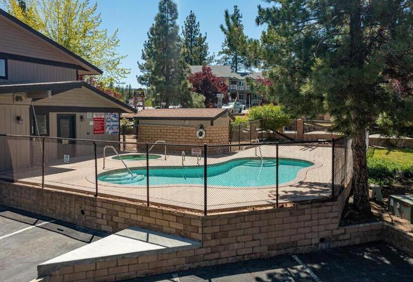 Big Bear Lakefront Condo  Walk To Village