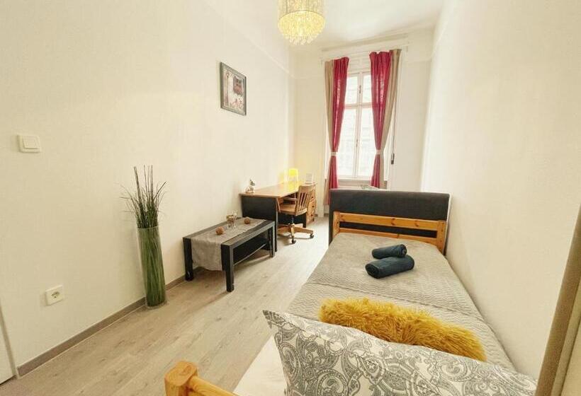 Y Central Station Private Rooms