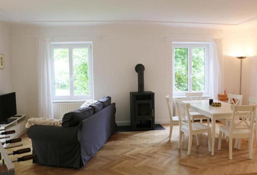 Ferienwohnungen Tinymoon