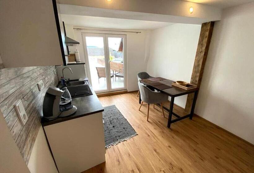 Gemütliches Studio Rosenburgblick In Moselnähe