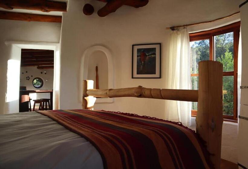 Half Moon Hollow Eco Cottage