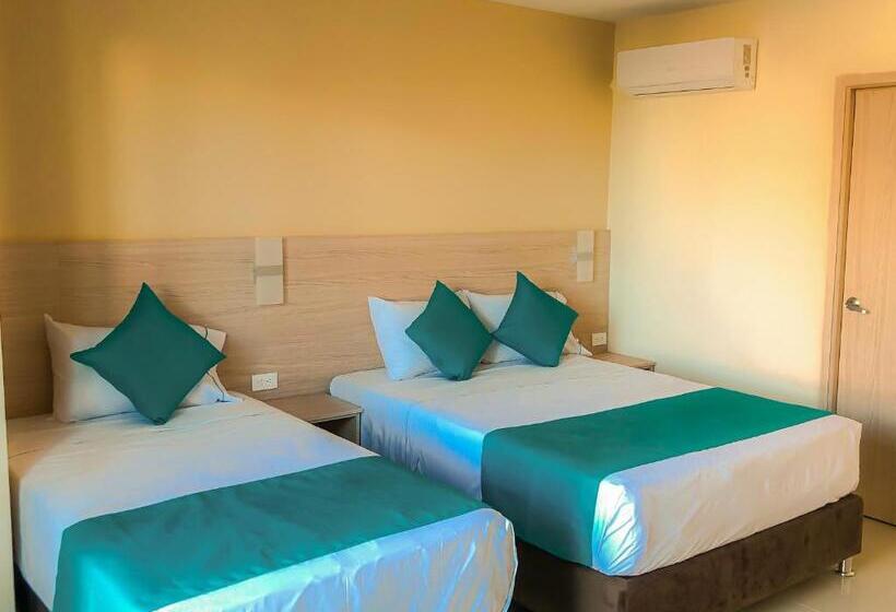 Отель Balcones De La Quinta