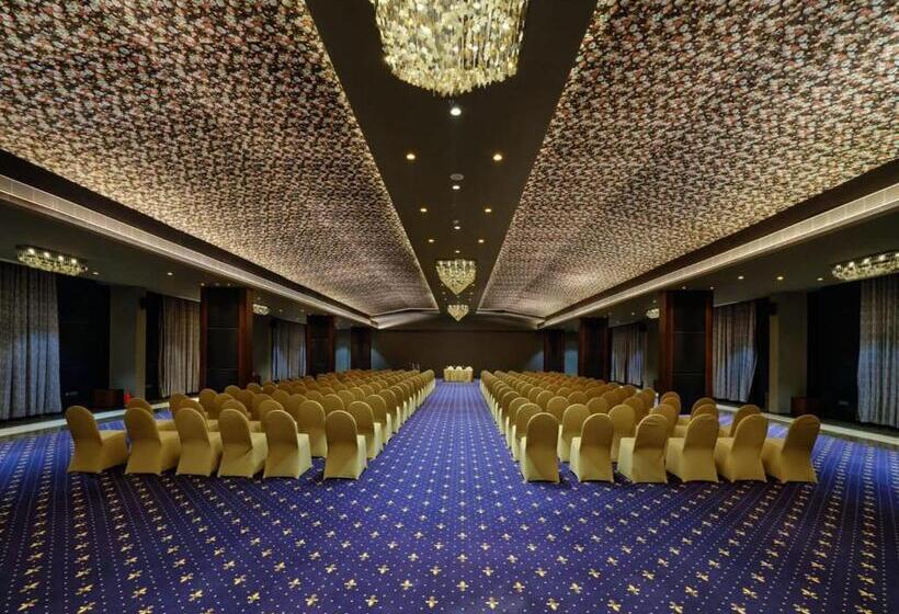 Essentia Luxury Hotel Indore