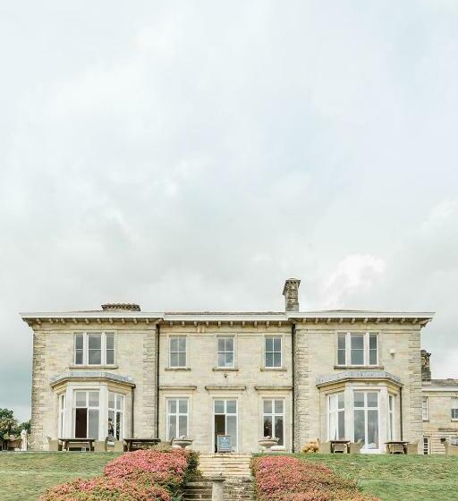 ホテル Leonardslee House At Leonardslee Lakes & Gardens