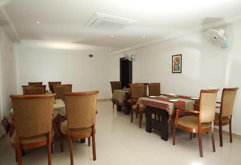 酒店 Loveland Residency