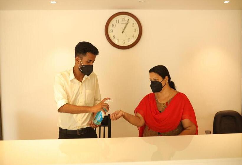 酒店 Loveland Residency