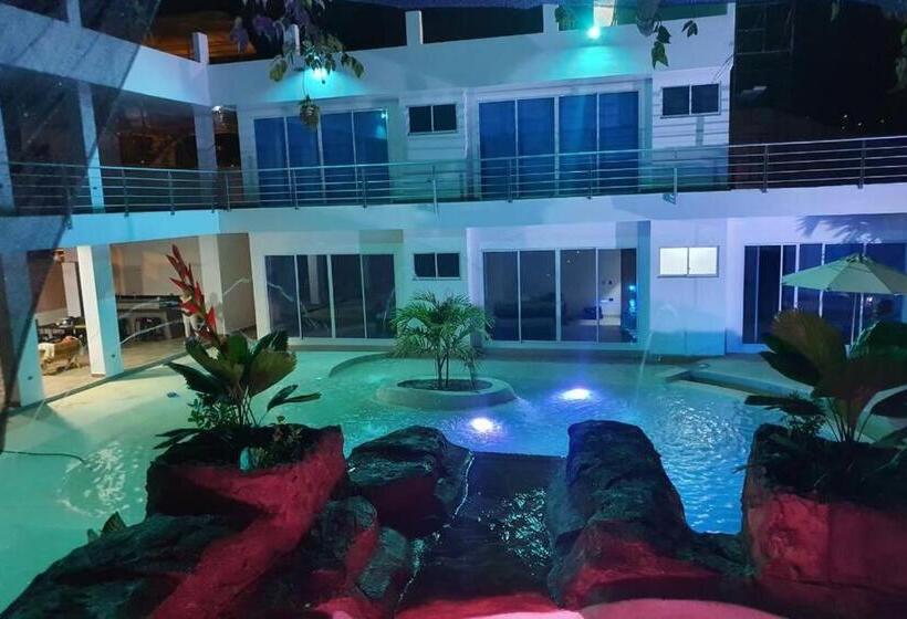 هتل Quinta Shaddai Melgar