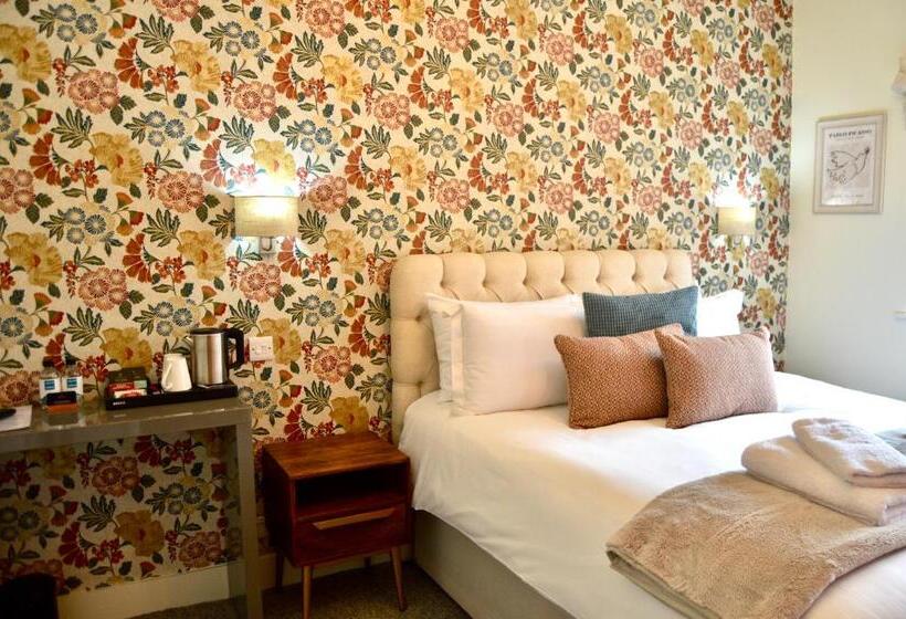 The Nest Hotel & Restaurant