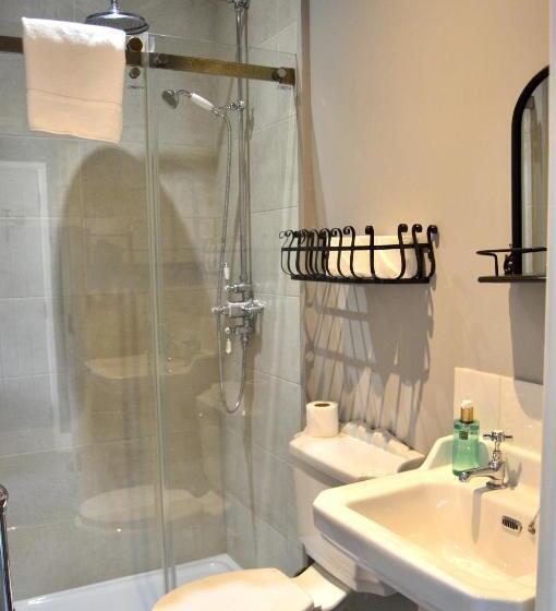 The Nest Hotel & Restaurant