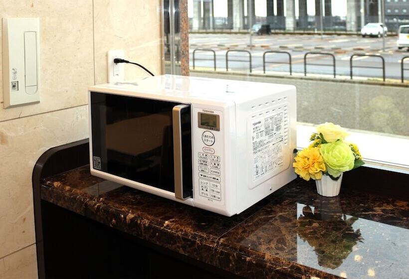 בית מלון כפרי Toyoko Inn Tsubame Sanjo Ekimae