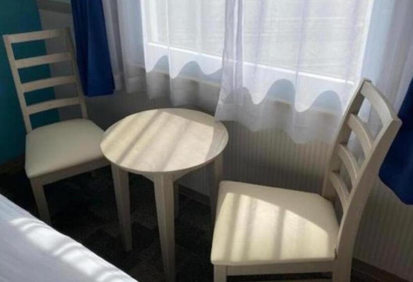 בית מלון כפרי Toyoko Inn Tsubame Sanjo Ekimae