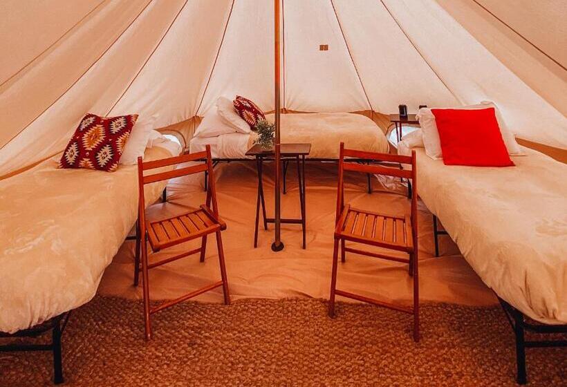 בית מלון כפרי Wander Camp Bryce Canyon   Escalante