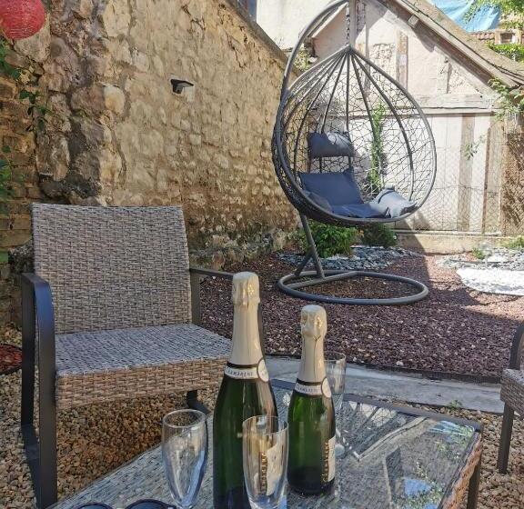 La Marmotte De La Cathédrale   Calme   Jardin