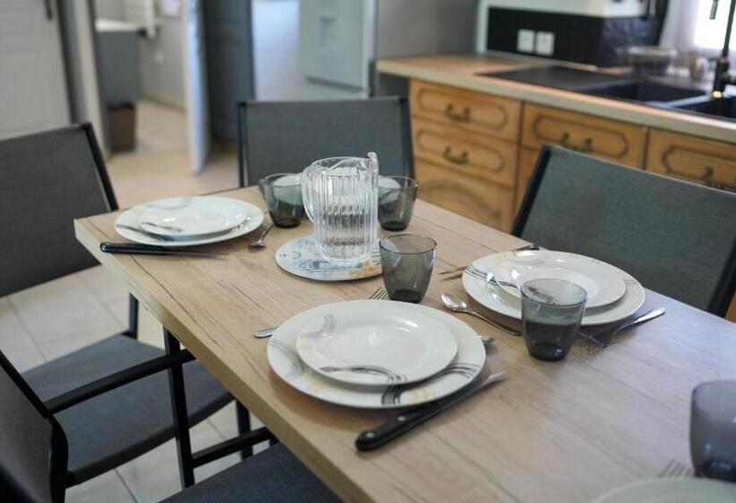 Les Marins Des Lys, Maison à 300m De La Plage Pour 6 Personnes