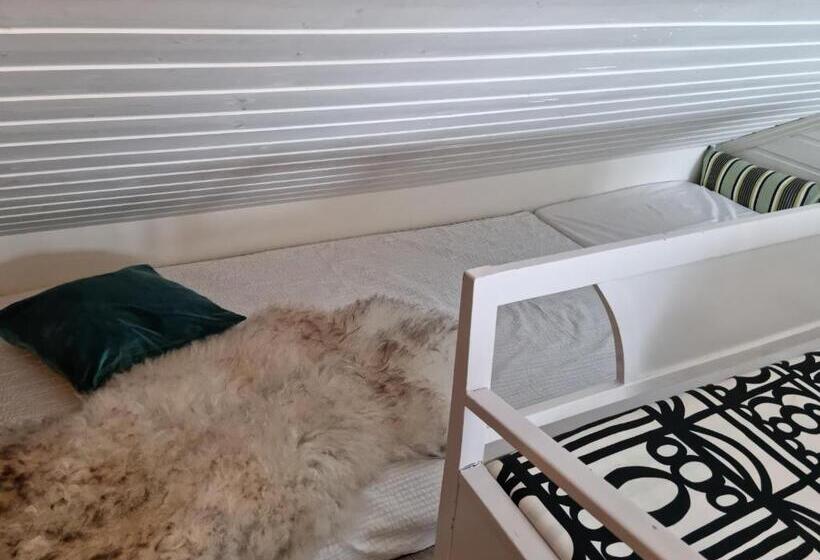 Loftsleilighet Midt I Sentrum