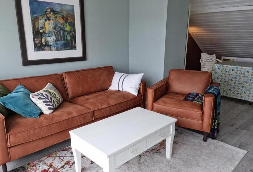 Loftsleilighet Midt I Sentrum