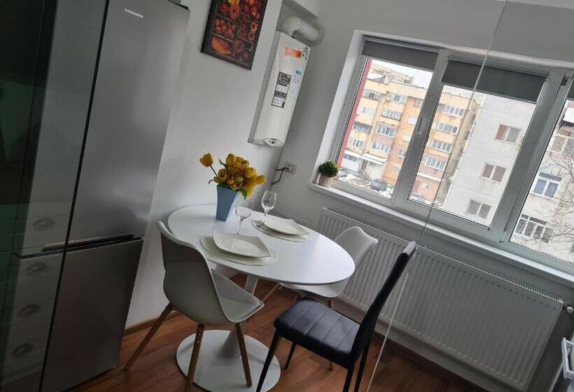 Mall Luxury Apartments