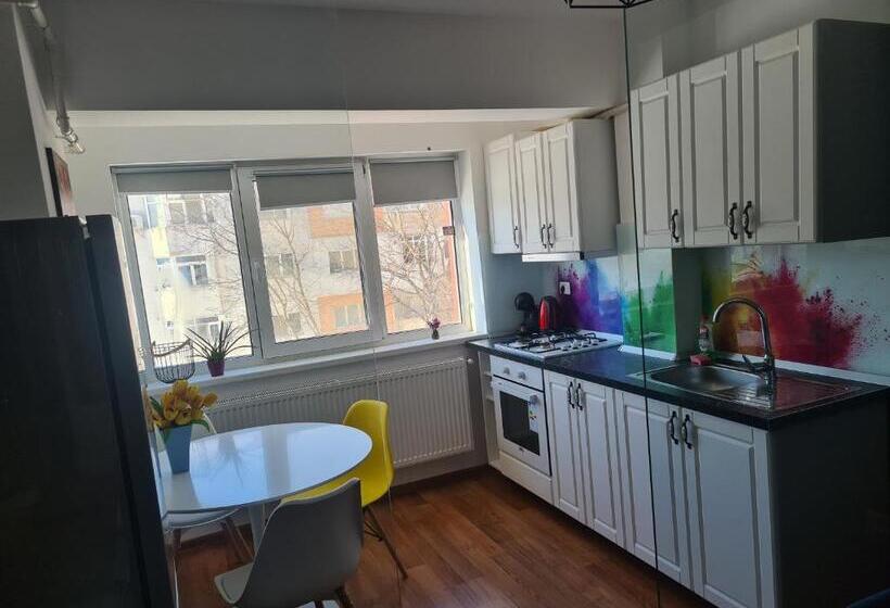 Mall Luxury Apartments