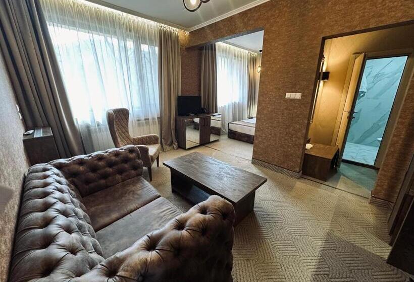 리조트 хотелски комплекс белият кон