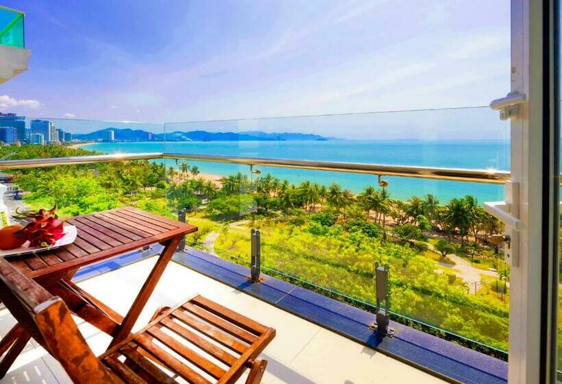 Saphia Hotel Nha Trang