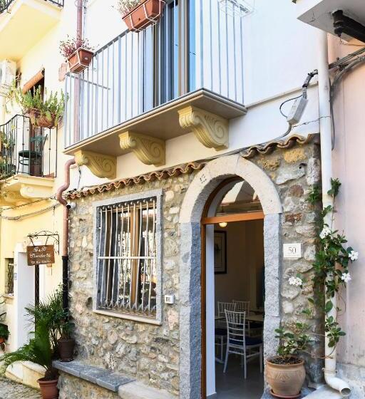 Signora Tita B&b Chianalea   Scilla