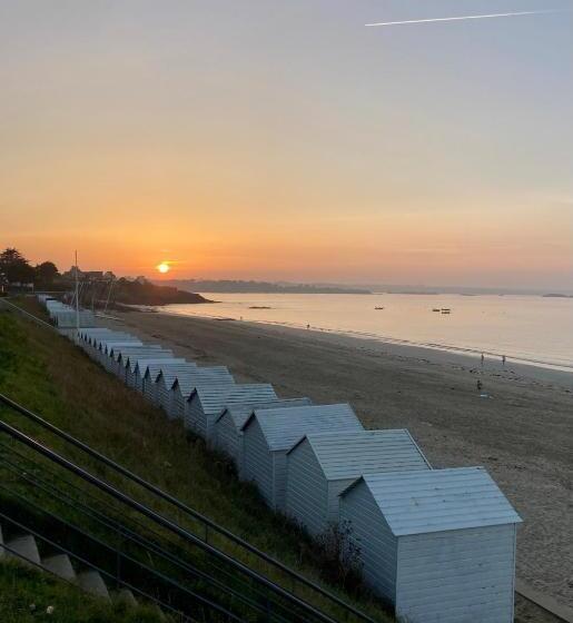 Studio Cosy Avec Coin Jardin