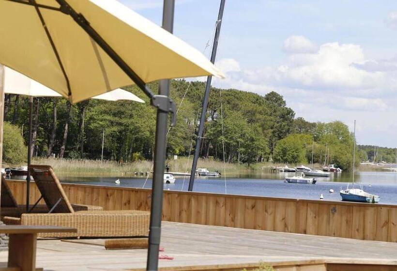 Villa Au Bord Du Lac